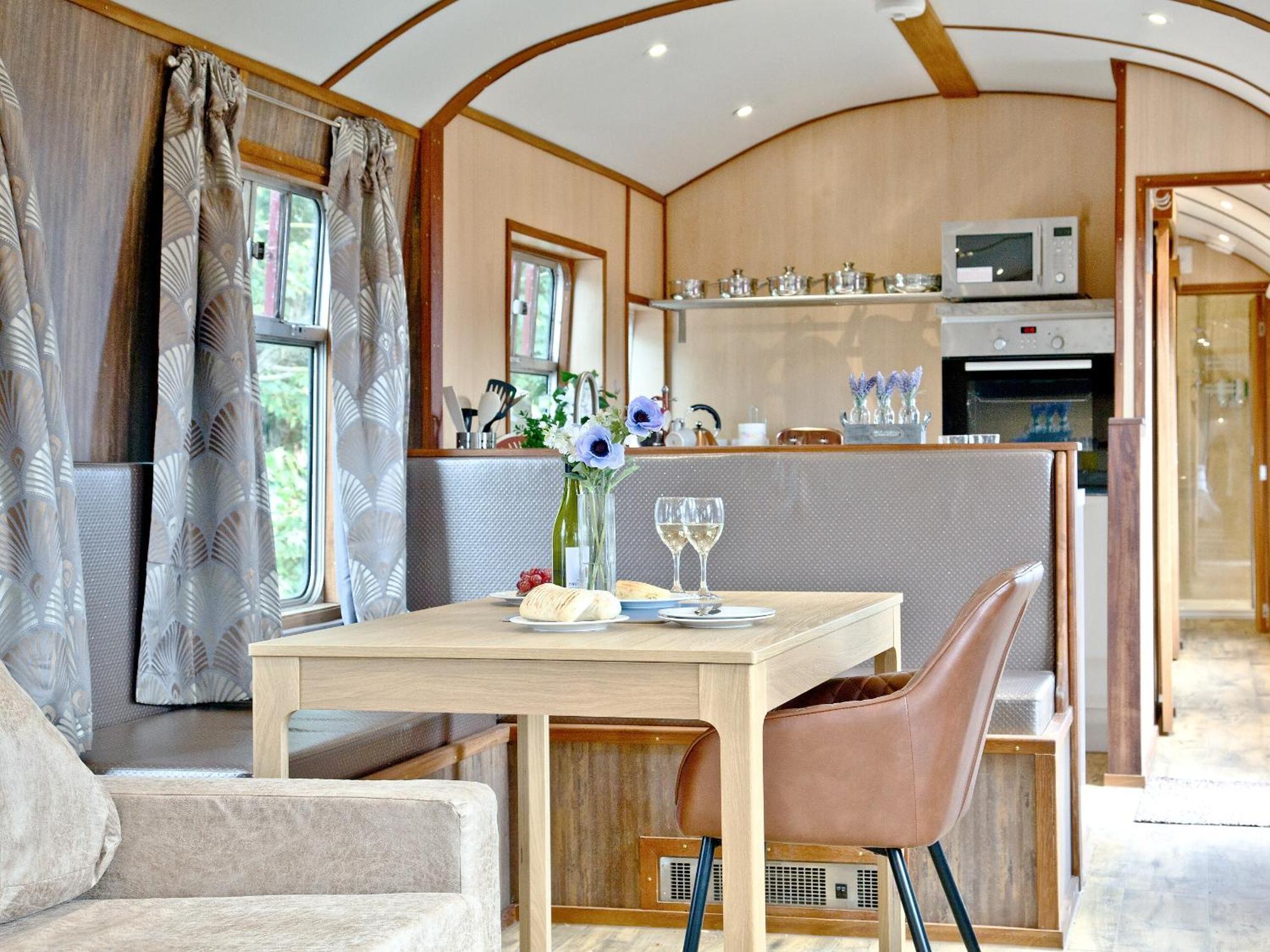 Brunel Boutique Railway Carriage 1 Dawlish Exterior photo